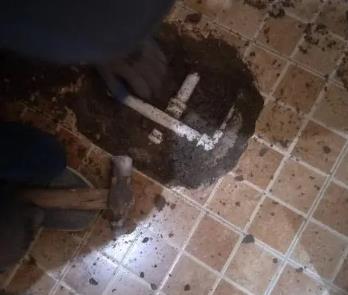 文成卫生间漏水维修公司为您分享下卫生间渗水如何处理及注意事项